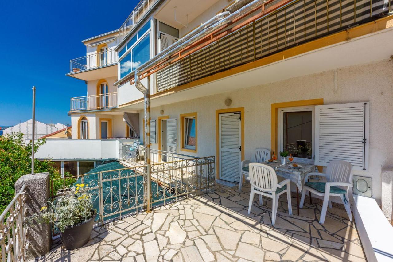 Apartments Kalla Crikvenica Exterior foto